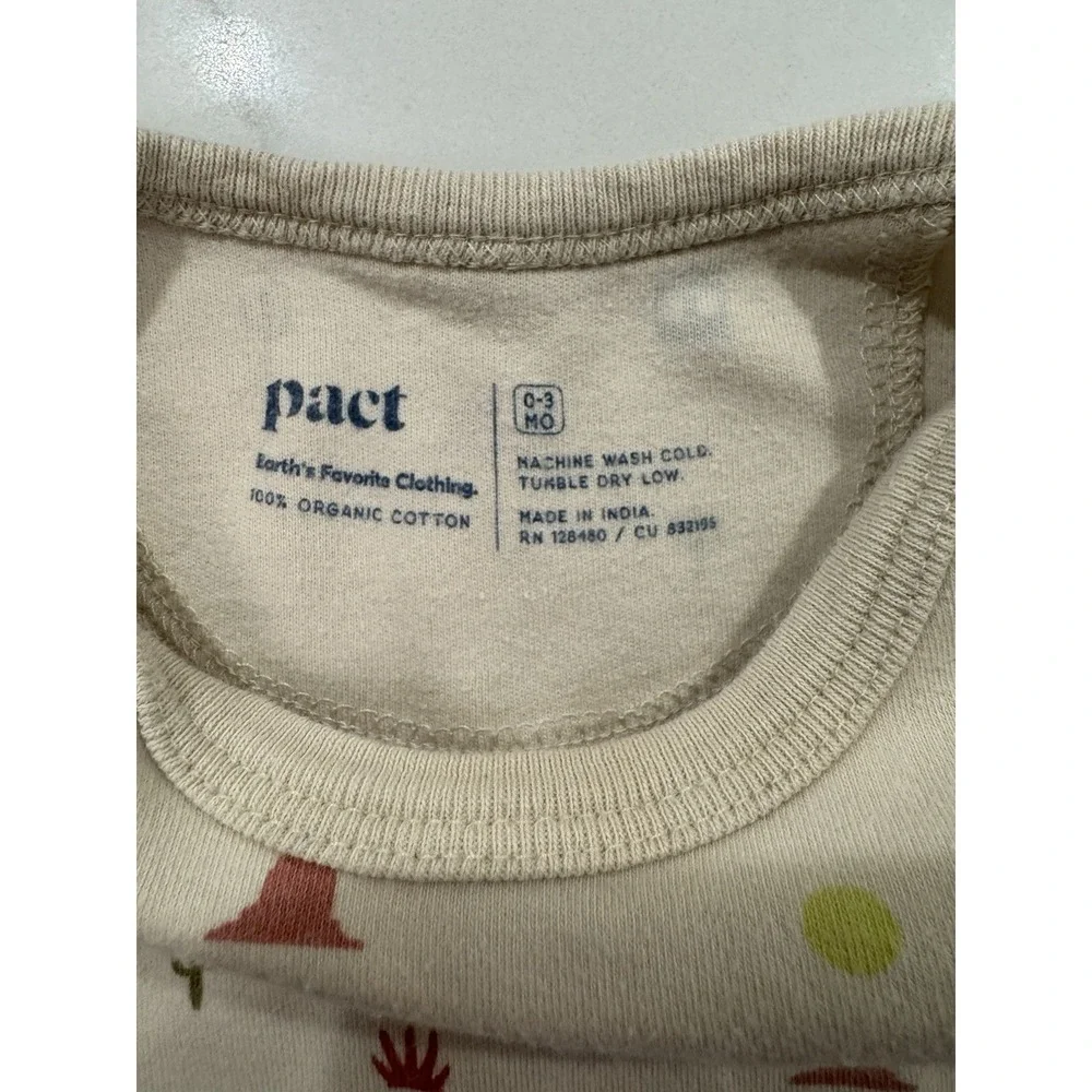 Pact Organic Baby 0-3 Mos Organic Cotton Bodysuit Unisex Desert Wolf Cactus